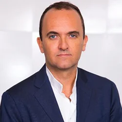julien-cayla